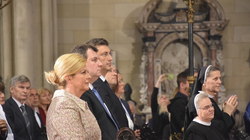 Predsjednik Vlade na svetoj misi u čast blaženiku Alojziju Stepincu